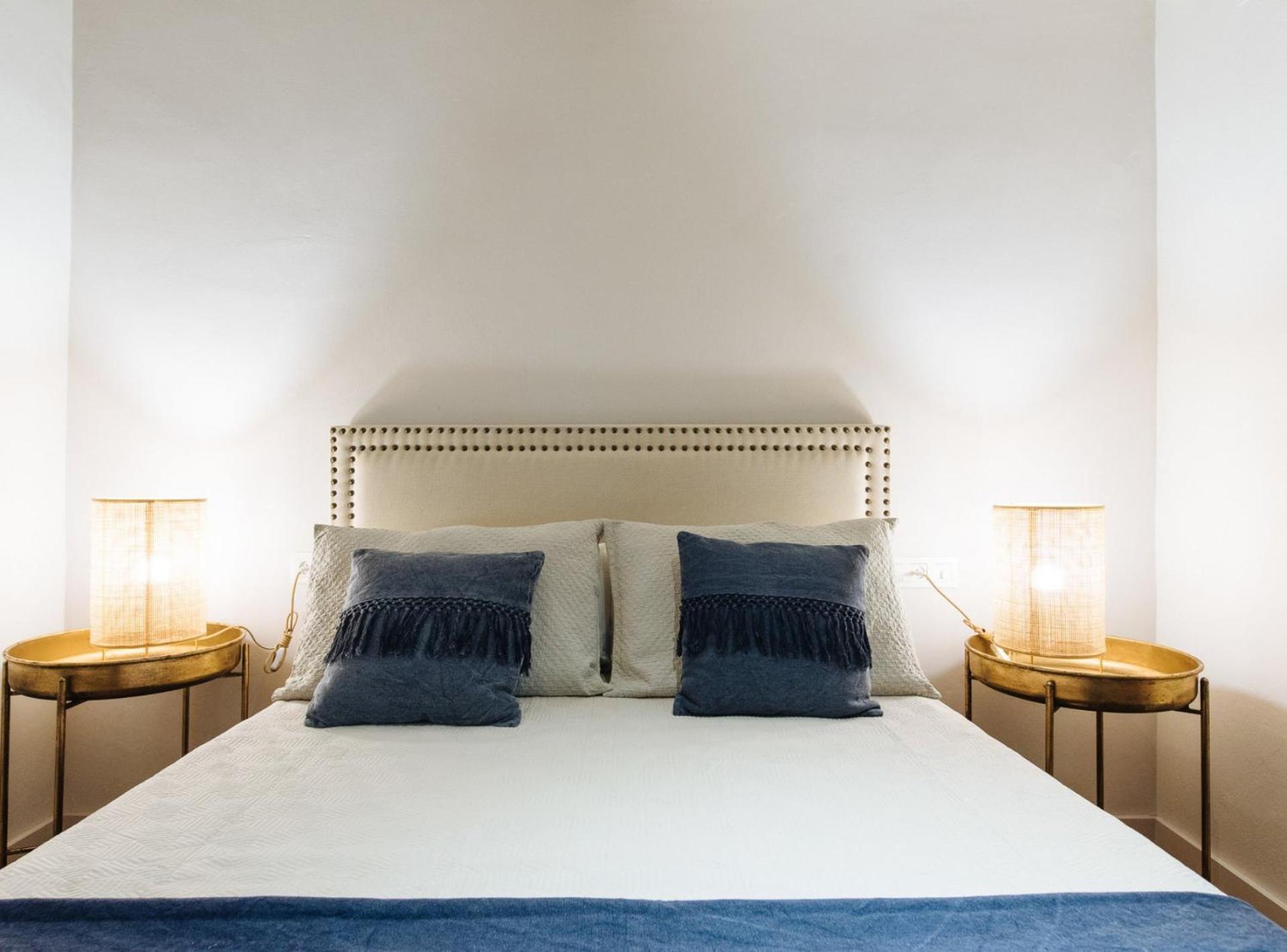 Conde De Ibarra Suite Apartment Seville Room photo